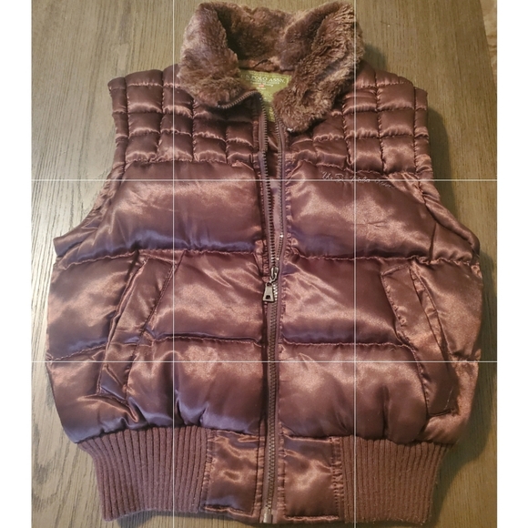 U.S. Polo Vest - Picture 2 of 4